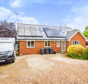 3 Bedroom Bungalow for sale in Idmiston Road, Salisbury