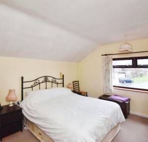 2 Bedroom House for sale in Cheverell Avenue, Salisbury