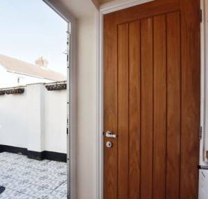 2 Bedroom House for sale in James Street, Salisbury