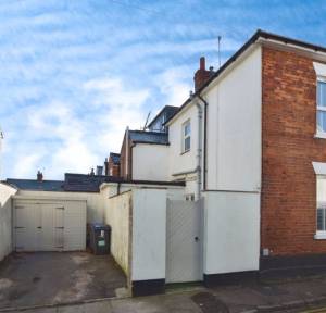 2 Bedroom House for sale in James Street, Salisbury