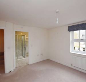 4 Bedroom House to rent in Bailey Lane, Salisbury