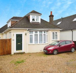 4 Bedroom Bungalow for sale in Netherhampton Road, Salisbury