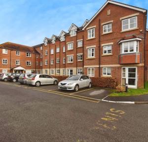 2 Bedroom  for sale in Archers Court, Salisbury