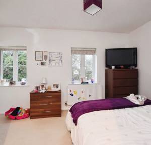 3 Bedroom House for sale in Jubilee Close, Salisbury
