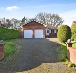 3 Bedroom Bungalow for sale in Crockford Road, Salisbury