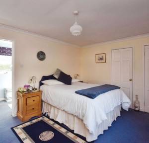 3 Bedroom Bungalow for sale in Crockford Road, Salisbury