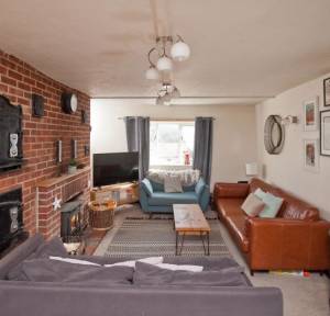 3 Bedroom House for sale in South Street, Salisbury