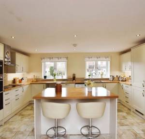 3 Bedroom House for sale in Willow Drive, Salisbury