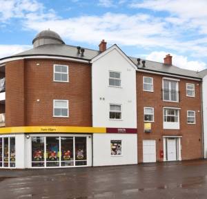 2 Bedroom Flat for sale in Devizes Road, Salisbury