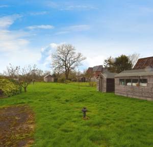 2 Bedroom Bungalow for sale in Marshmead Close, Salisbury