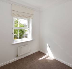 3 Bedroom House to rent in Wellworthy Drive, Salisbury