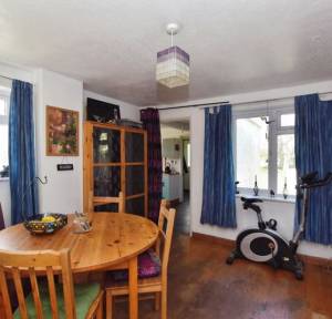 3 Bedroom House for sale in Wick Lane, Salisbury