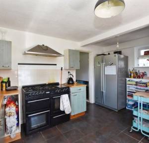 3 Bedroom House for sale in Wick Lane, Salisbury