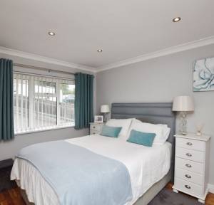 2 Bedroom Bungalow for sale in Juniper Road, Salisbury