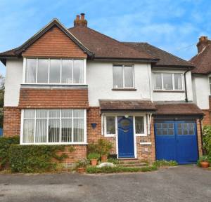5 Bedroom House for sale in St. Marks Avenue, Salisbury