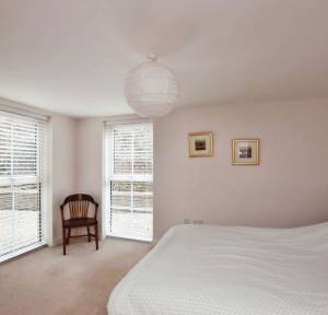 2 Bedroom Flat for sale in Fisherton Street, Salisbury
