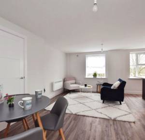 2 Bedroom Flat for sale in Devizes Road, Salisbury