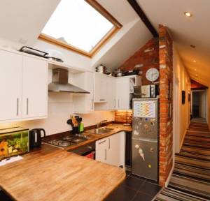 2 Bedroom Bungalow to rent in Gas Lane, Salisbury