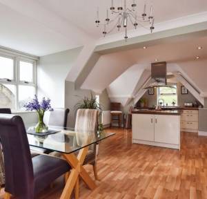 3 Bedroom Flat for sale in Stroud Place, Salisbury