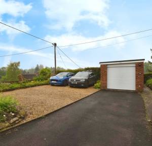 3 Bedroom Bungalow for sale in Winterbourne Earls, Salisbury