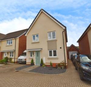 4 Bedroom House for sale in Nicolson Vale, Salisbury