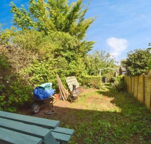 2 Bedroom House for sale in Essex Square, Salisbury