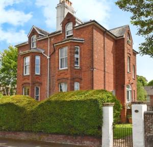 1 Bedroom Flat for sale in 40 Manor Road, Salisbury
