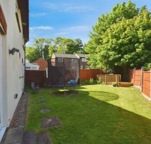 3 Bedroom House for sale in Swallowmead, Salisbury