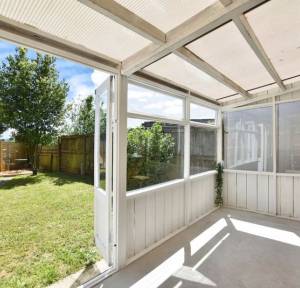 2 Bedroom Bungalow for sale in Downsway, Salisbury
