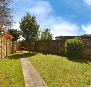2 Bedroom Bungalow for sale in Downsway, Salisbury