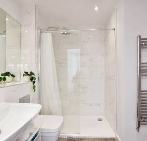 4 Bedroom House for sale in Wyndham Road, Salisbury