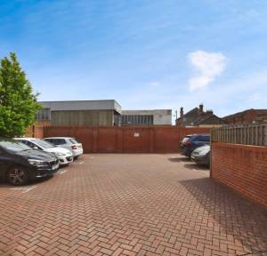 4 Bedroom House for sale in Wyndham Road, Salisbury