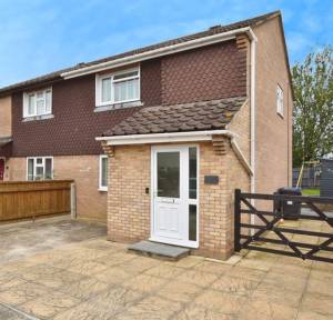 2 Bedroom House for sale in Capulet Road, Salisbury