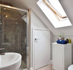 4 Bedroom House for sale in Oakley Road, Salisbury