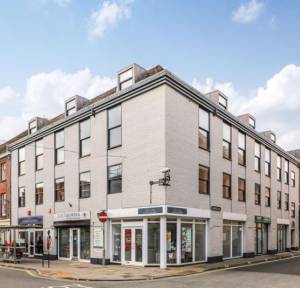 1 Bedroom Apartment / Studio for sale in Chipper Lane, Salisbury