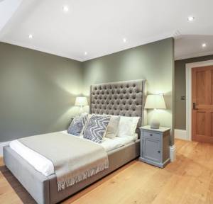 1 Bedroom Apartment / Studio for sale in Chipper Lane, Salisbury