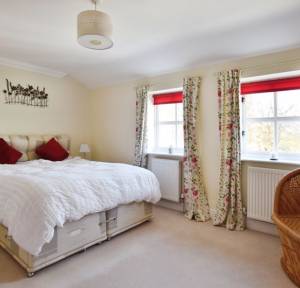 4 Bedroom House for sale in Stroud Place, Salisbury