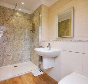 4 Bedroom House for sale in Stroud Place, Salisbury
