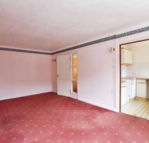 2 Bedroom Apartment / Studio for sale in West Street, Salisbury