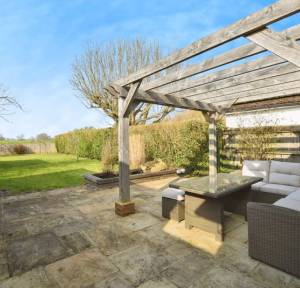 3 Bedroom Bungalow for sale in Upper Street, Salisbury