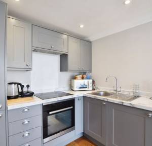 1 Bedroom Apartment / Studio for sale in Estcourt Road, Salisbury