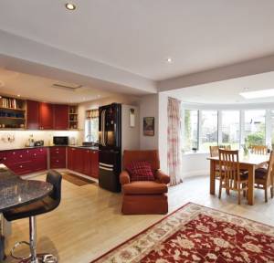 4 Bedroom House for sale in Churchfields Road, Salisbury