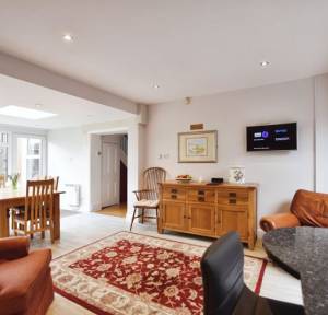 4 Bedroom House for sale in Churchfields Road, Salisbury