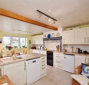 4 Bedroom House for sale in Wylye Road, Salisbury