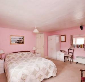 4 Bedroom House for sale in Wylye Road, Salisbury