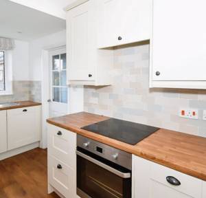 3 Bedroom House for sale in Waterloo Road, Salisbury