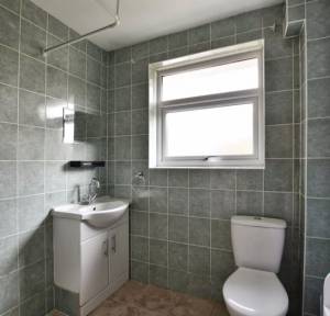 3 Bedroom Bungalow for sale in Shelley Drive, Salisbury