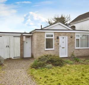 3 Bedroom Bungalow for sale in Shelley Drive, Salisbury