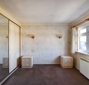 2 Bedroom Bungalow for sale in Bulbridge Road, Salisbury