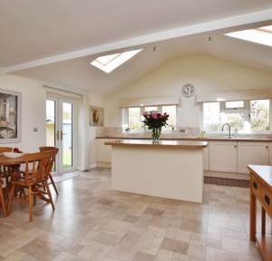 3 Bedroom Bungalow for sale in Homington Road, Salisbury